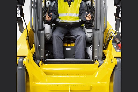 Акции и скидки в магазине погрузчик wacker neuson 901s с бортовым поворотом