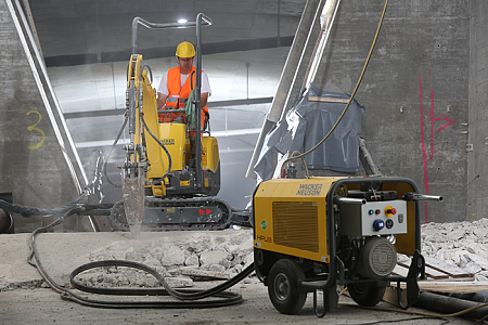 Акции и скидки в магазине гусеничный экскаватор wacker neuson 803 dual power
