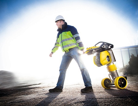 Акции и скидки в магазине вибротрамбовка bomag bt 65