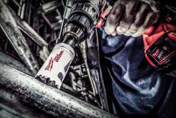 Детальное изображение : milwaukee hd28pd-502х дрель шуруповерт