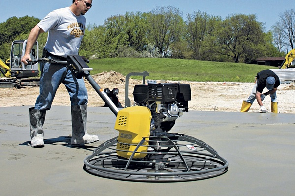 Wacker Neuson CT 48-13AV* Ручная затирочная машина бензиновая 311&nbsp;375 &#8381;