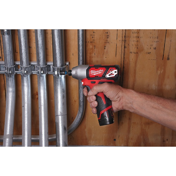 Детальное изображение : milwaukee m12 bid-0 винтоверт импульсный