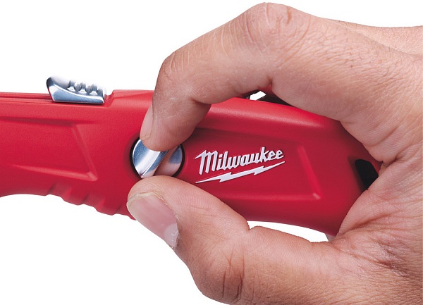 Нож Milwaukee самовозвращающийся : 1&nbsp;670 &#8381; 