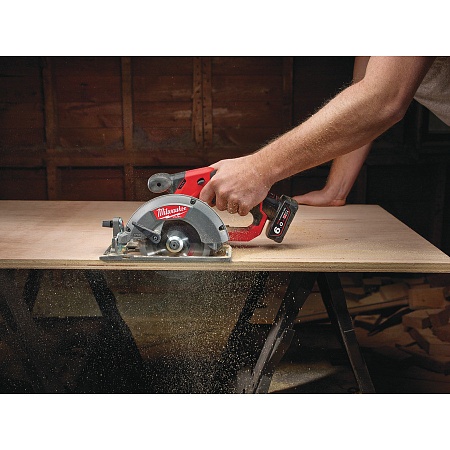 Акции и распродажа пила milwaukee m12 ccs44-402c fuel
