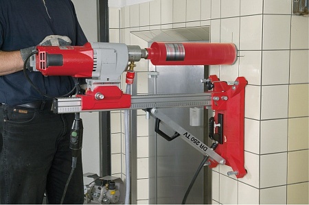 Milwaukee DCM 2-250C Двигатель новое в магазине tool-24.ru
