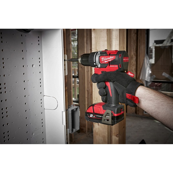 Детальное изображение : дрель milwaukee m18 cbldd-0