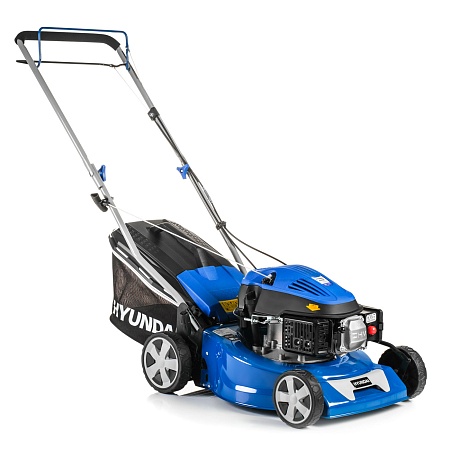Бензиновая газонокосилка Hyundai L 4220S; цена 26&nbsp;890 &#8381;