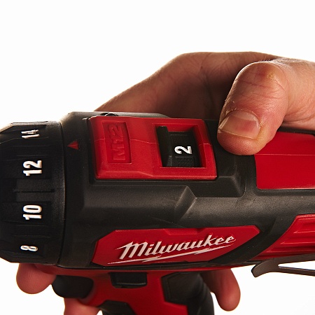 Акции и распродажа milwaukee m12 bdd-202c шуруповерт