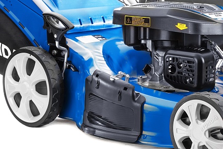 Бензиновая газонокосилка HYUNDAI L 5500S; цена 65&nbsp;290 &#8381;