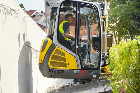 Акции и скидки в магазине гусеничный экскаватор wacker neuson et20