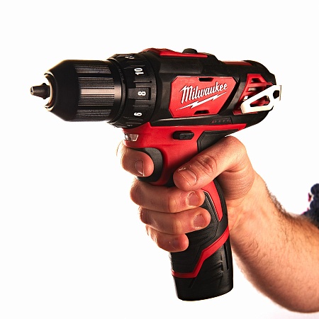 Акции и распродажа milwaukee m12 bdd-202c шуруповерт