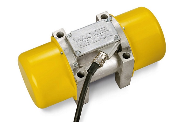 Wacker Neuson AR 64/1,5/400 Вибратор площадочный 67&nbsp;536 &#8381;