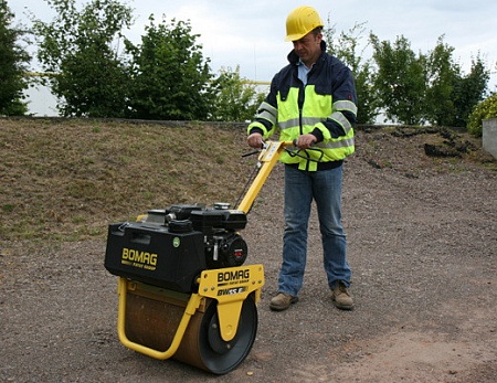 Акции и скидки в магазине виброкаток ручной bomag bw 55 e