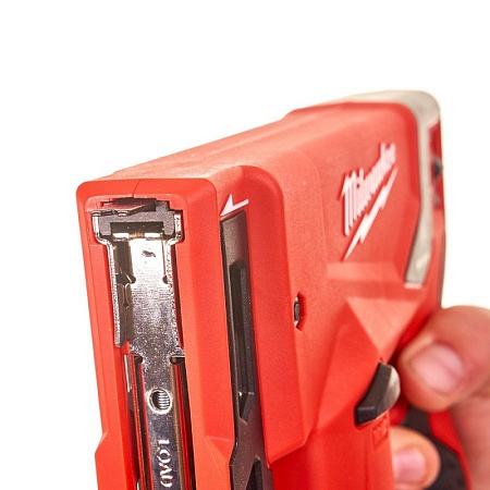 Акции и распродажа степлер milwaukee m12bst-202x