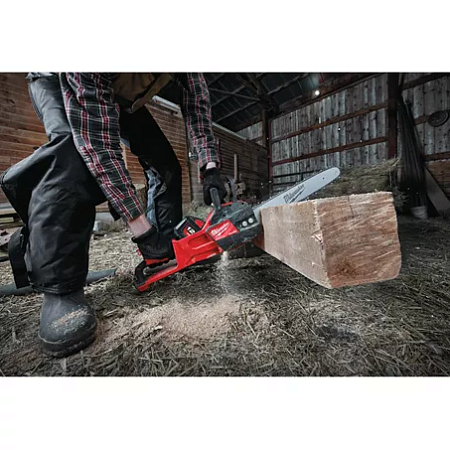 Цепная пила Milwaukee M18 FCHS-121; цена 91&nbsp;290 &#8381;