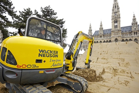Акции и скидки в магазине гусеничный экскаватор wacker neuson 6003